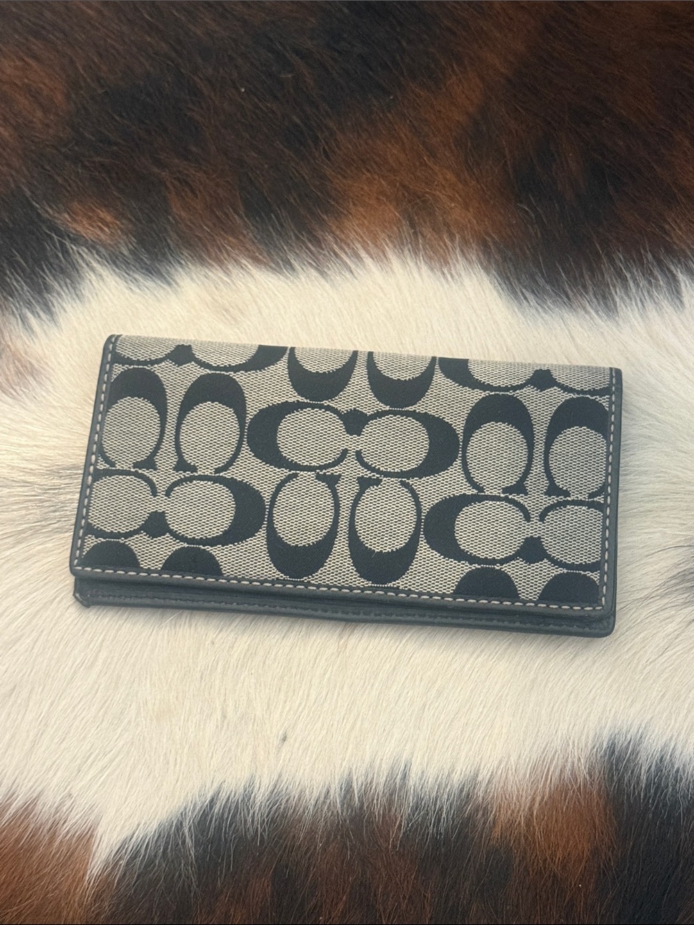 Coach Signature Canvas Card Holder in Black and Khaki